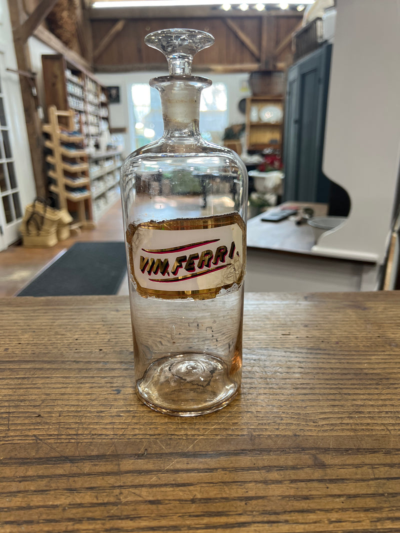 Antique Gold Label Apothecary Bottle Vin. Ferri.