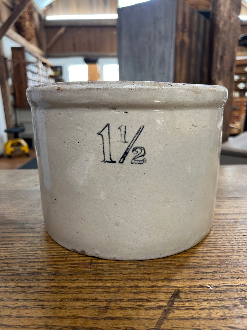 Vintage 1 1/2 Gallon Crock