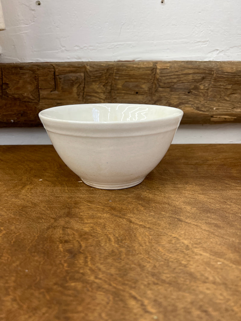 Vintage The Wheeling Pottery Co. Ironstone Bowl