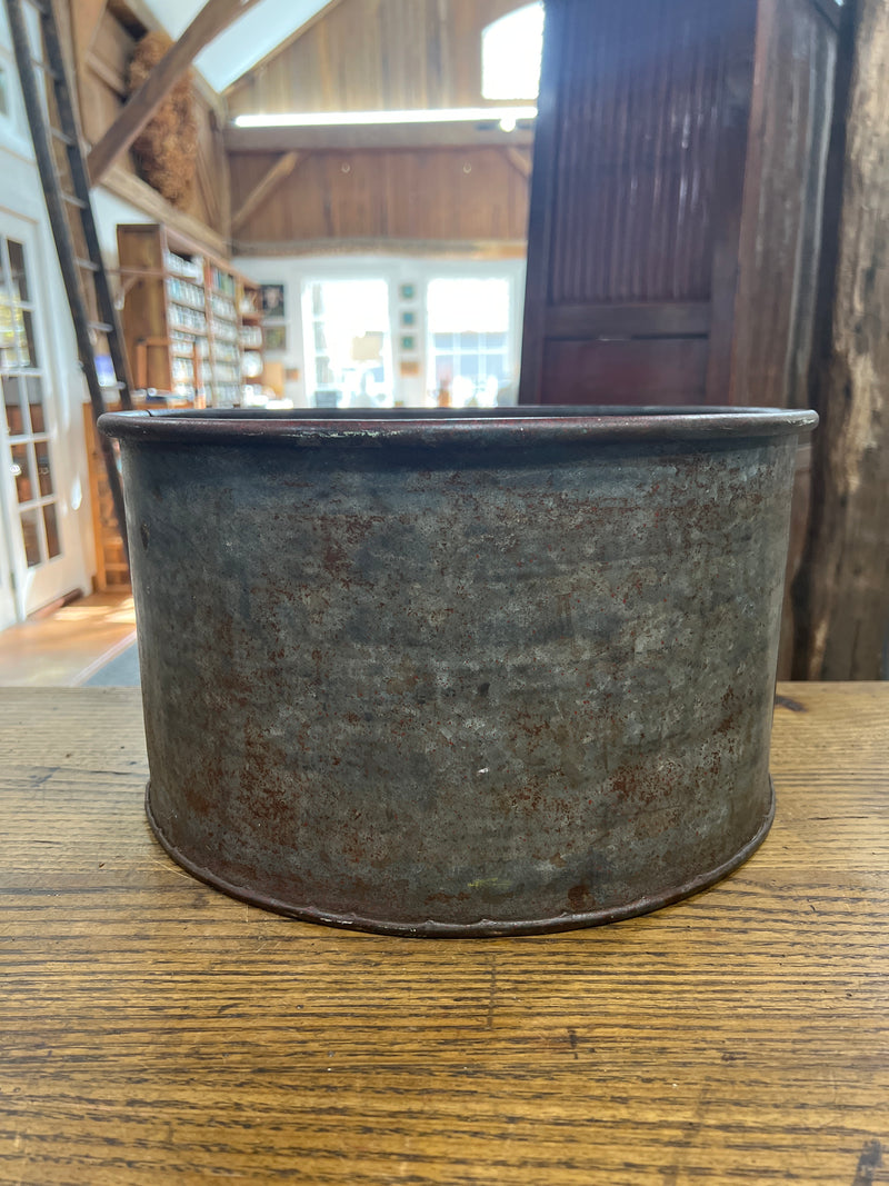 Antique 16 QT Galvanized Dry Measure