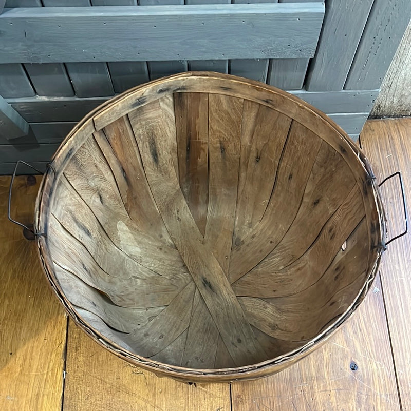 Vintage Bushel Orchard Basket
