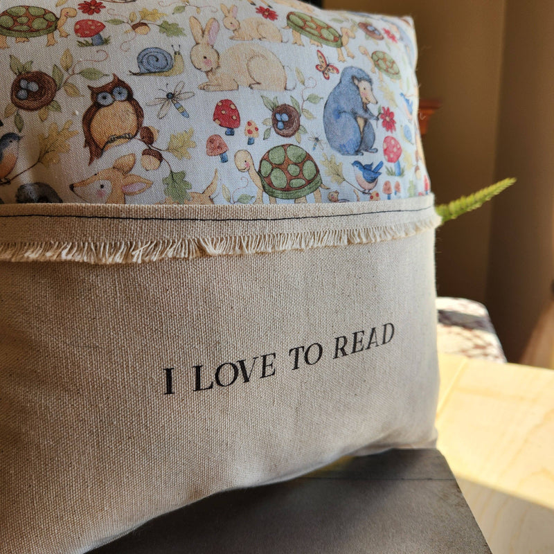 I Love to Read, Reading Pillow, woodland friends