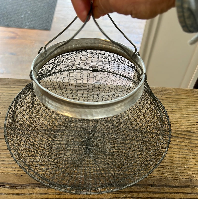 Vintage Italian Wire Mesh Collapsible Strainer/Egg Basket