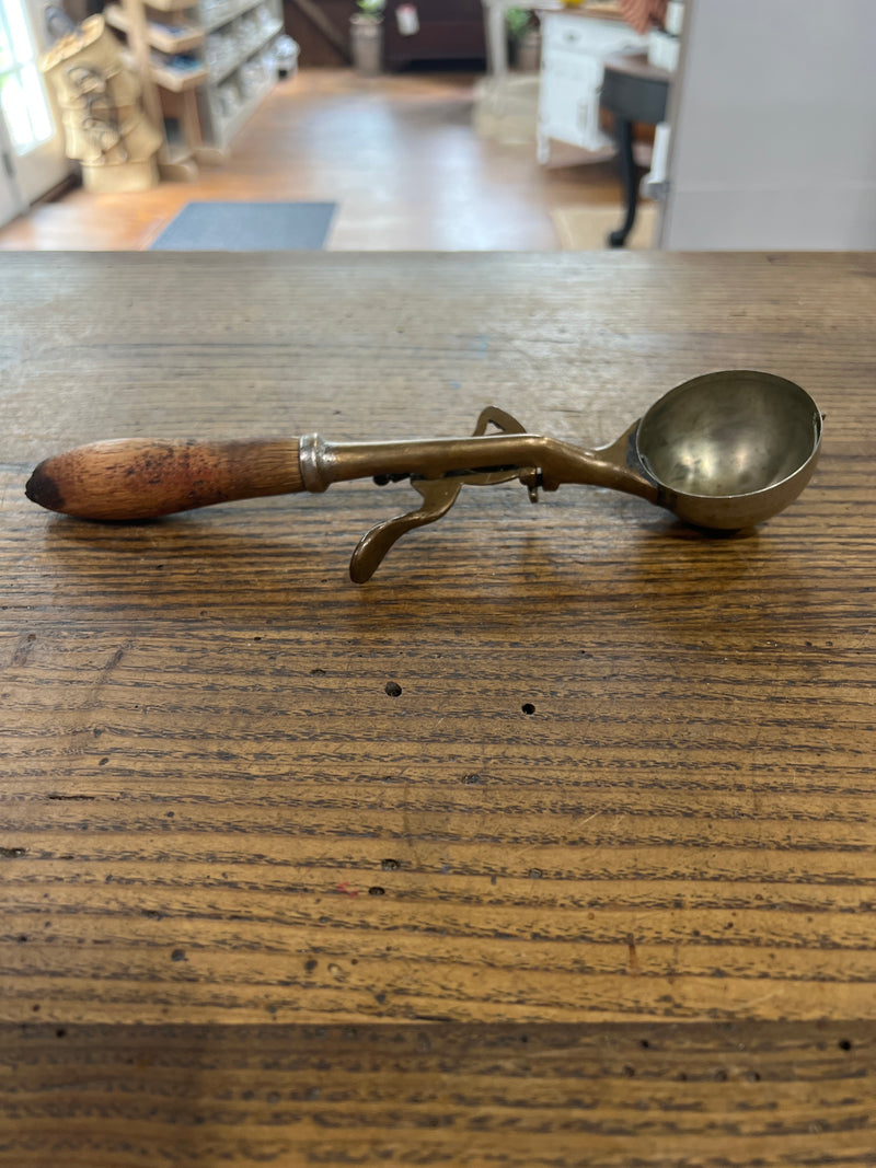 Vintage No. 16 Trojan Ice Cream Scoop Troy, NY