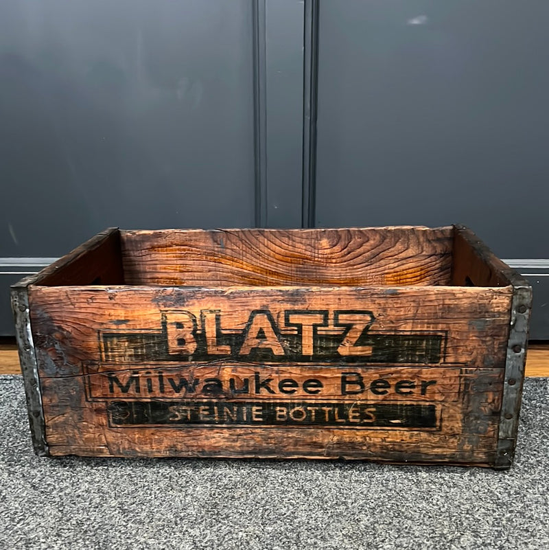 Vintage Blatz Milwaukee Beer Bottle Crate