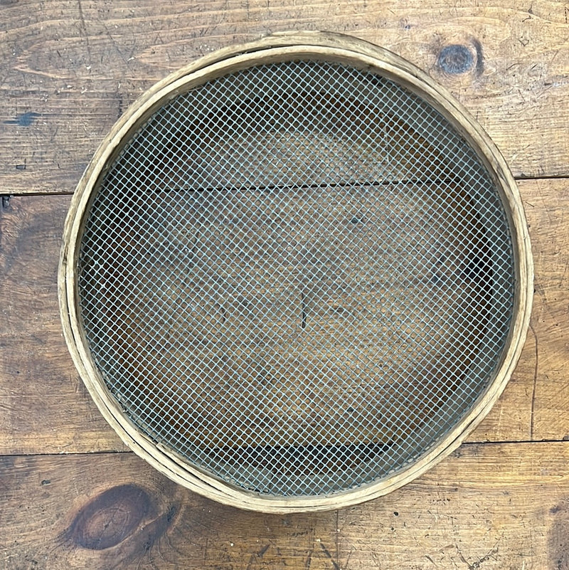 Vintage Sifter - 16.5"