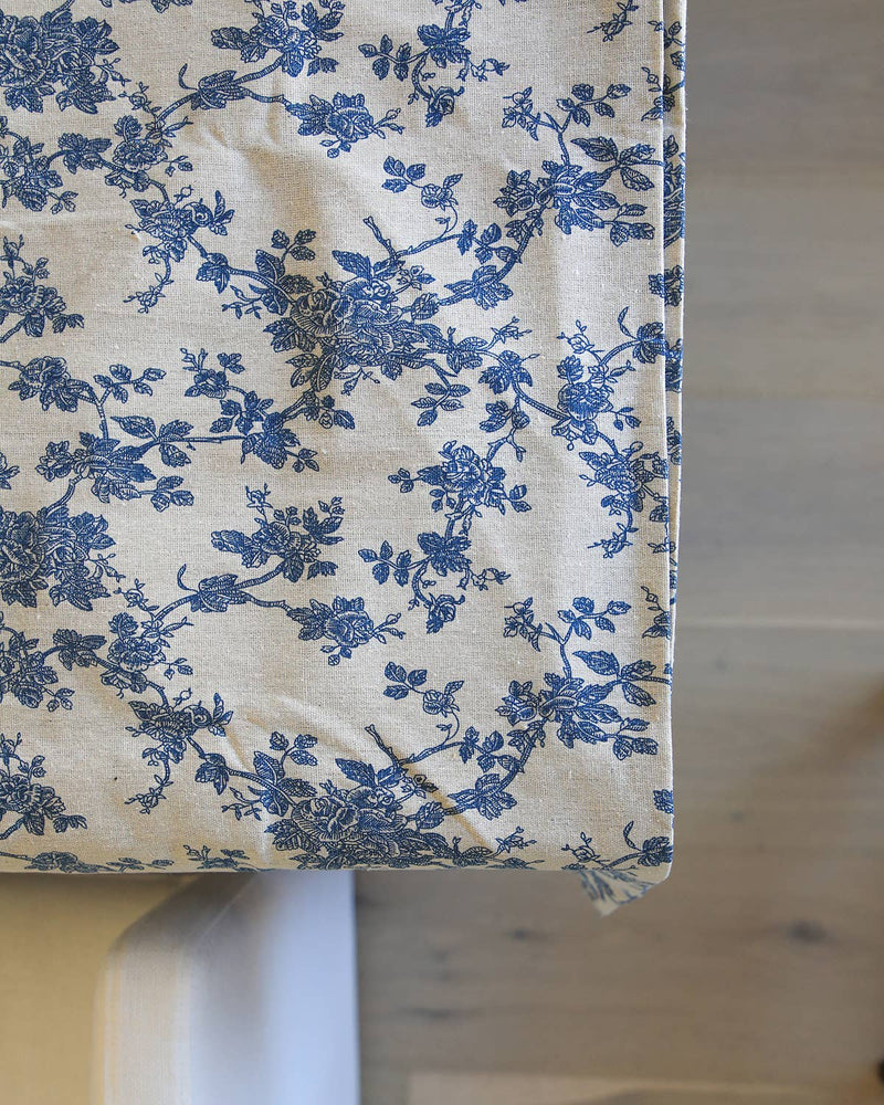 Farmhouse Blue Floral Tablecloth: 59"x79”