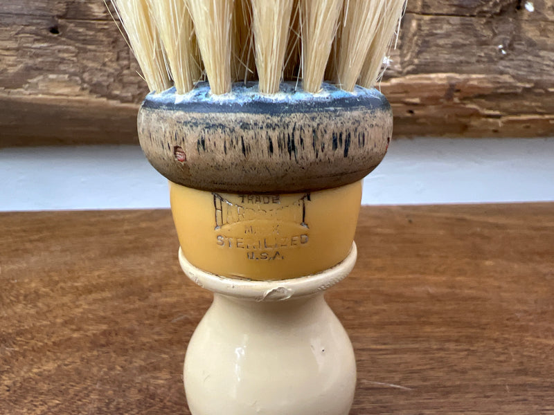 Vintage Barber Hardright Neck Duster
