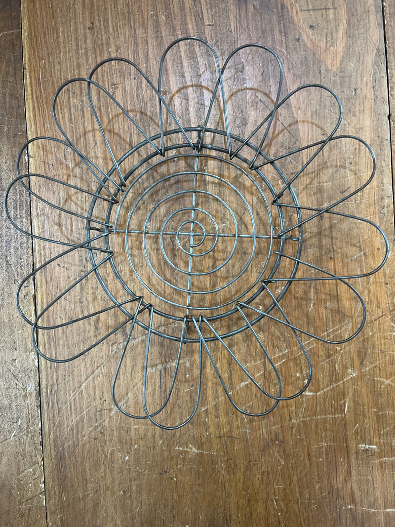 Primitive Vintage Wire  Fruit Bowl