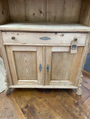 European Pine 2-Piece Hutch