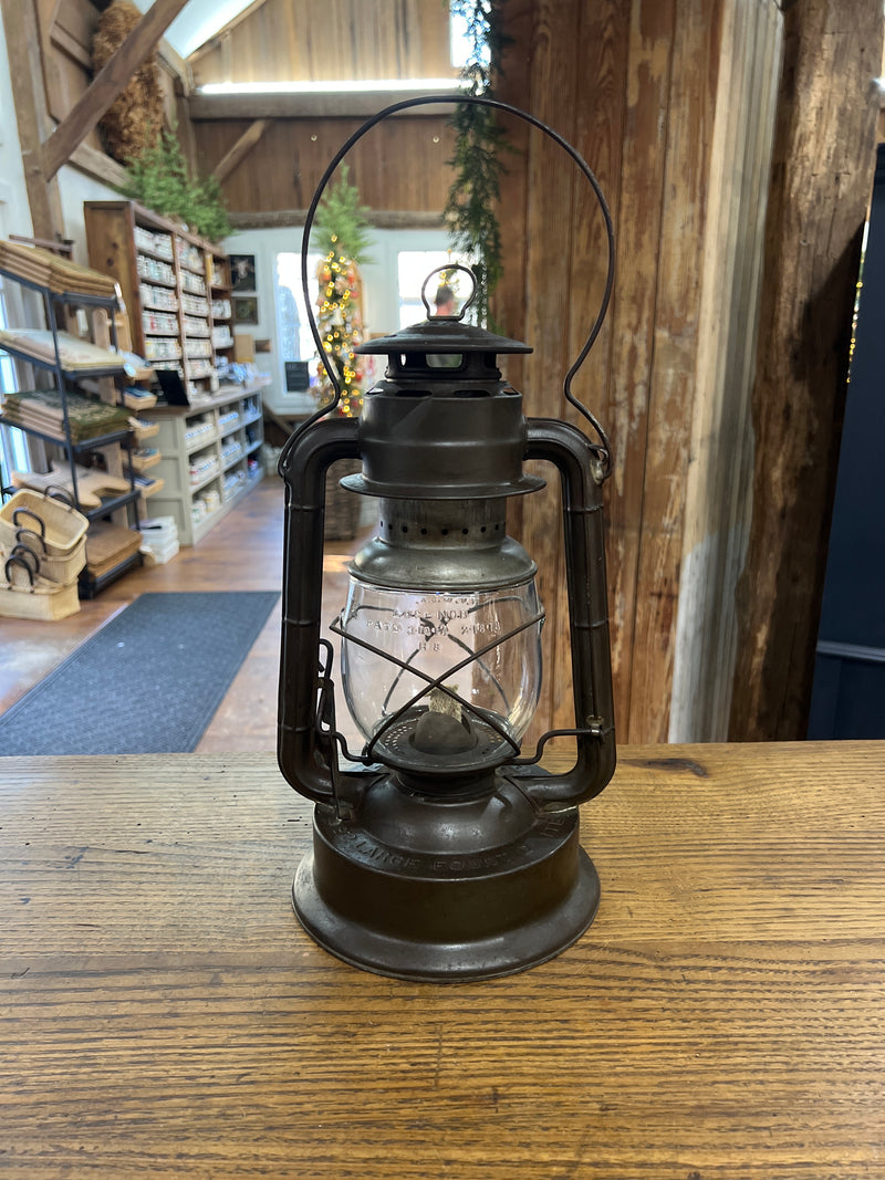 Antique Dietz Fount D-Lite Lantern