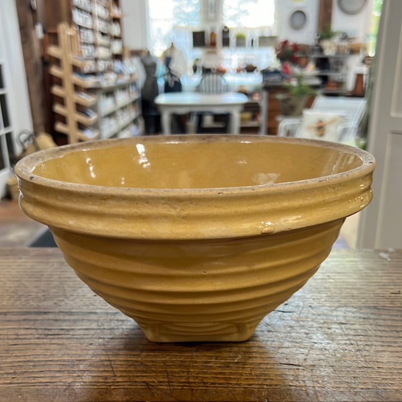 Vintage 9” McCoy Beehive Yellow Ware Bowl