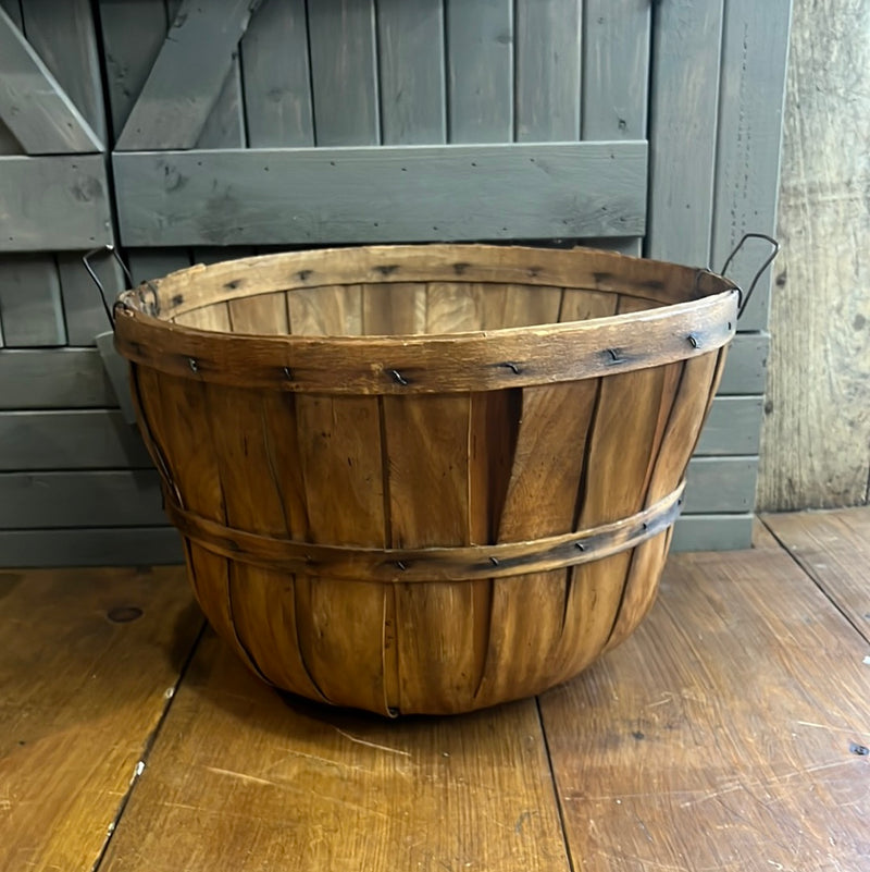 Vintage Bushel Orchard Basket