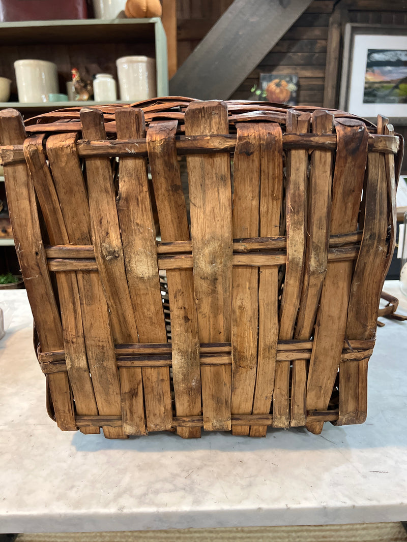 Antique Splint Woven Gathering Basket with Lid