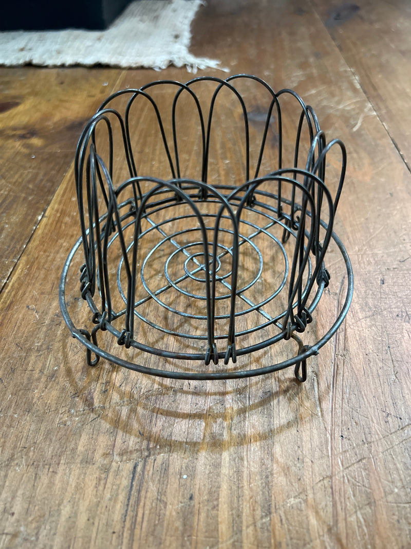 Primitive Vintage Wire  Fruit Bowl