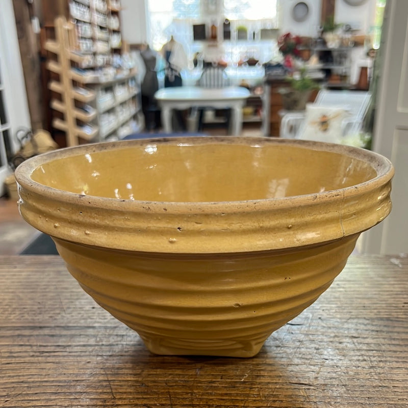 Vintage 9” McCoy Beehive Yellow Ware Bowl