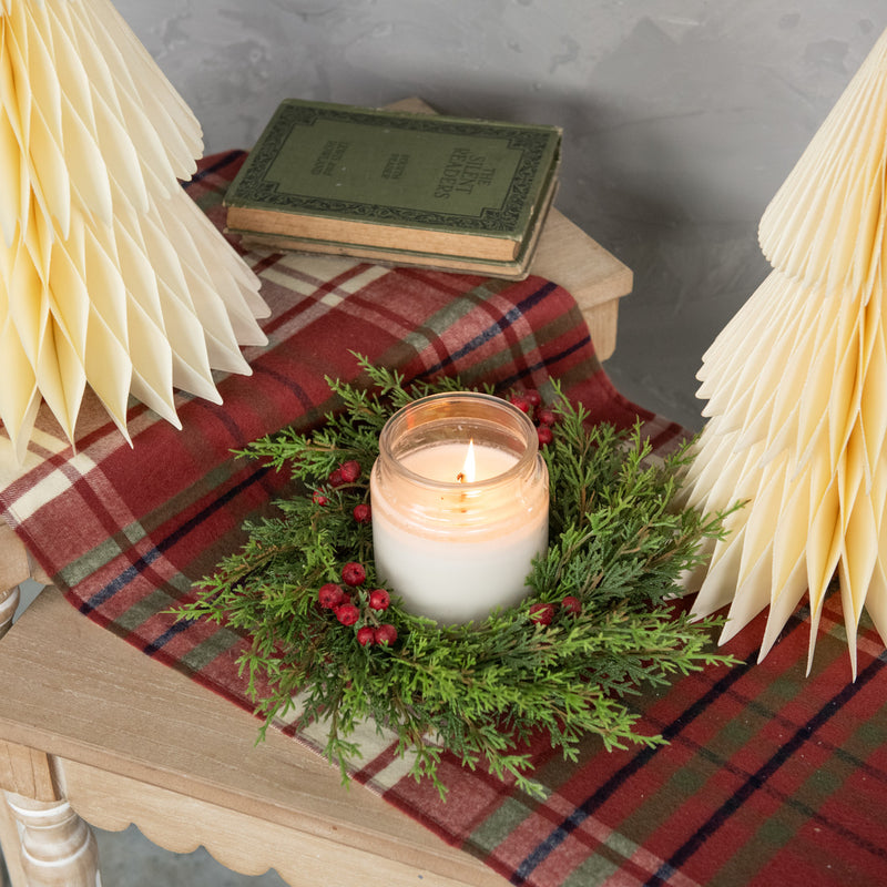 SOFT CEDAR & RED BERRY CANDLE RING