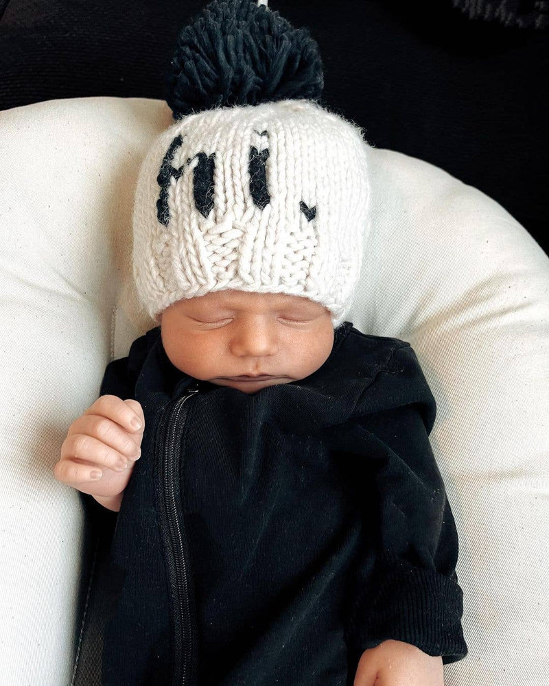 hi. Black Hand Knit Beanie Hat: S (0-6 months)