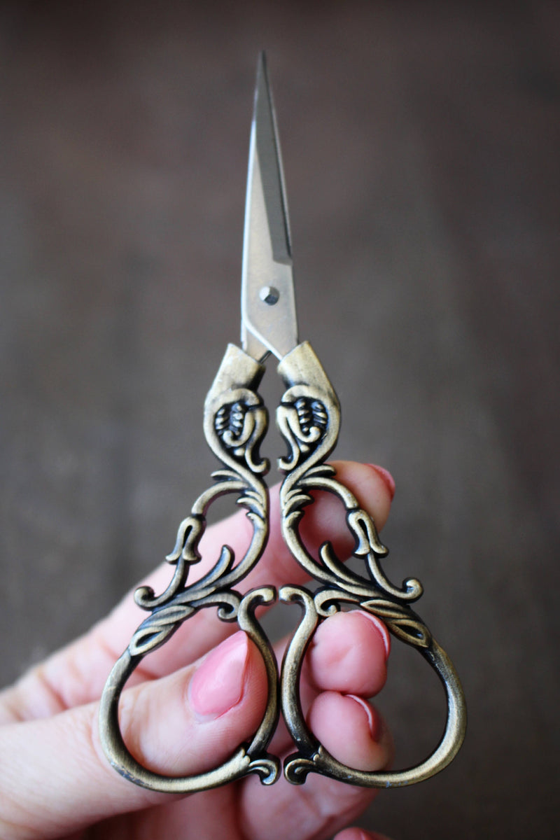 Storybook Scissors : Antique Gold