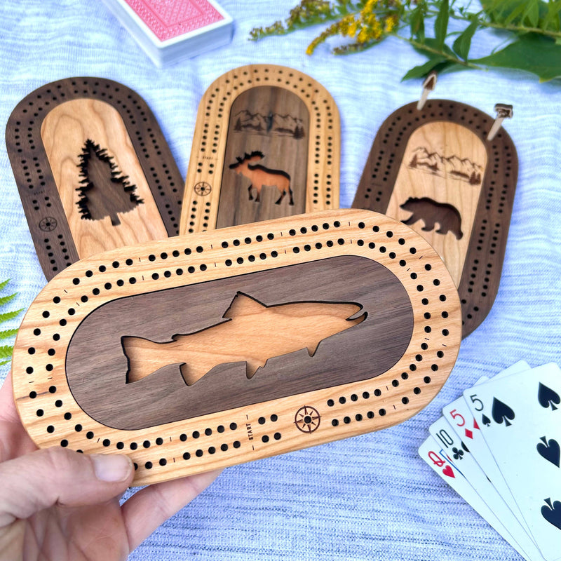 Wildlife Mini Travel Cribbage Board & Custom Pegs Set: Fish / Select best pegs for us