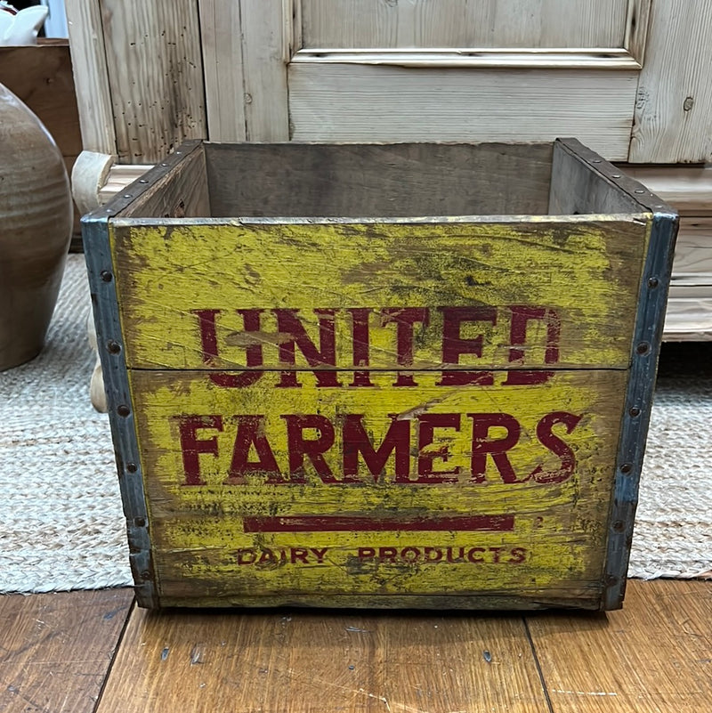 Vintage United Dairy Farm Milk Crate