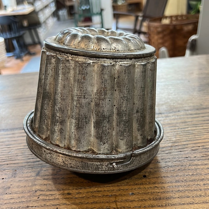 Vintage Primitive Tin  Pudding Mold
