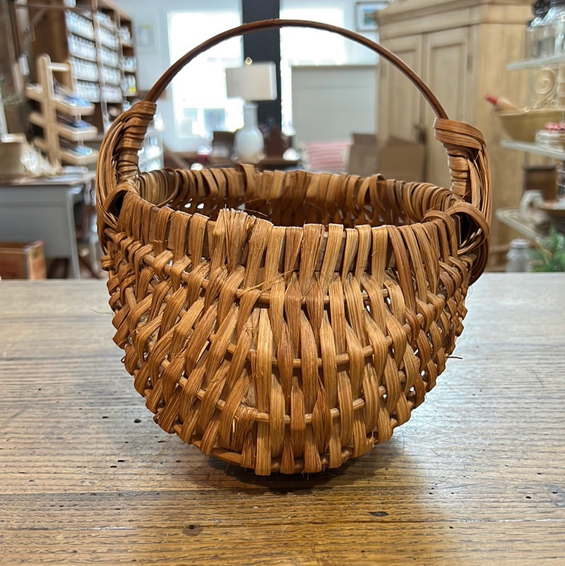 Vintage Woven Splint Buttocks Basket